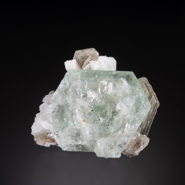 Beryl var. Aquamarine