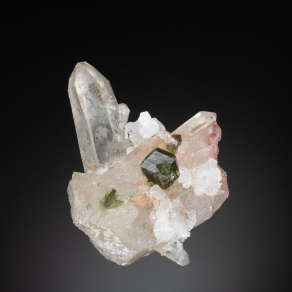 Fluor-Uvite Tourmaline, Magnesite, Quartz